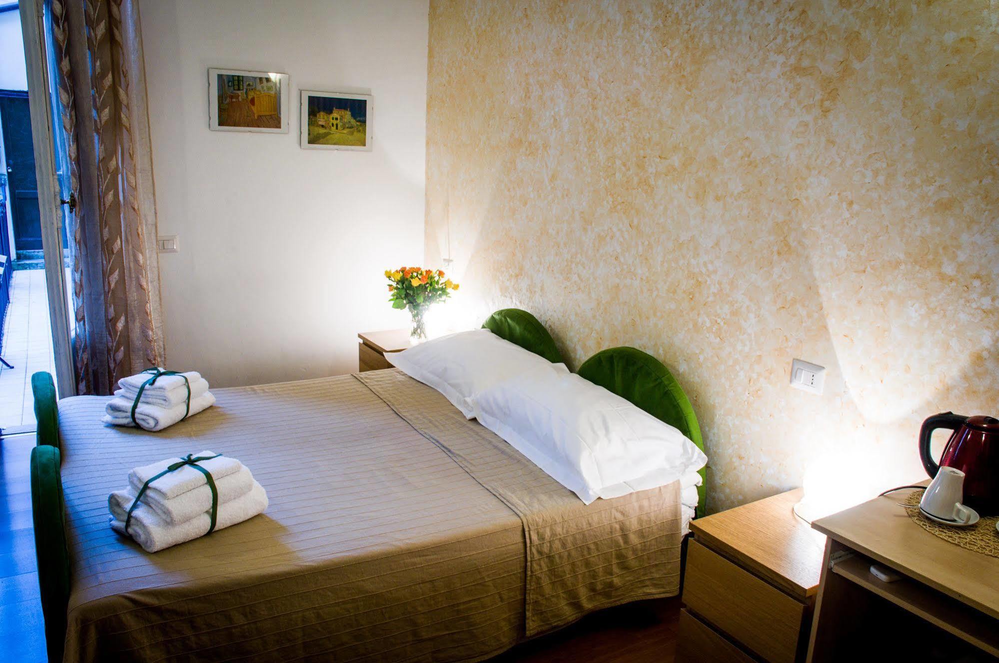 Bed and Breakfast Residenza Betta Флоренция Экстерьер фото